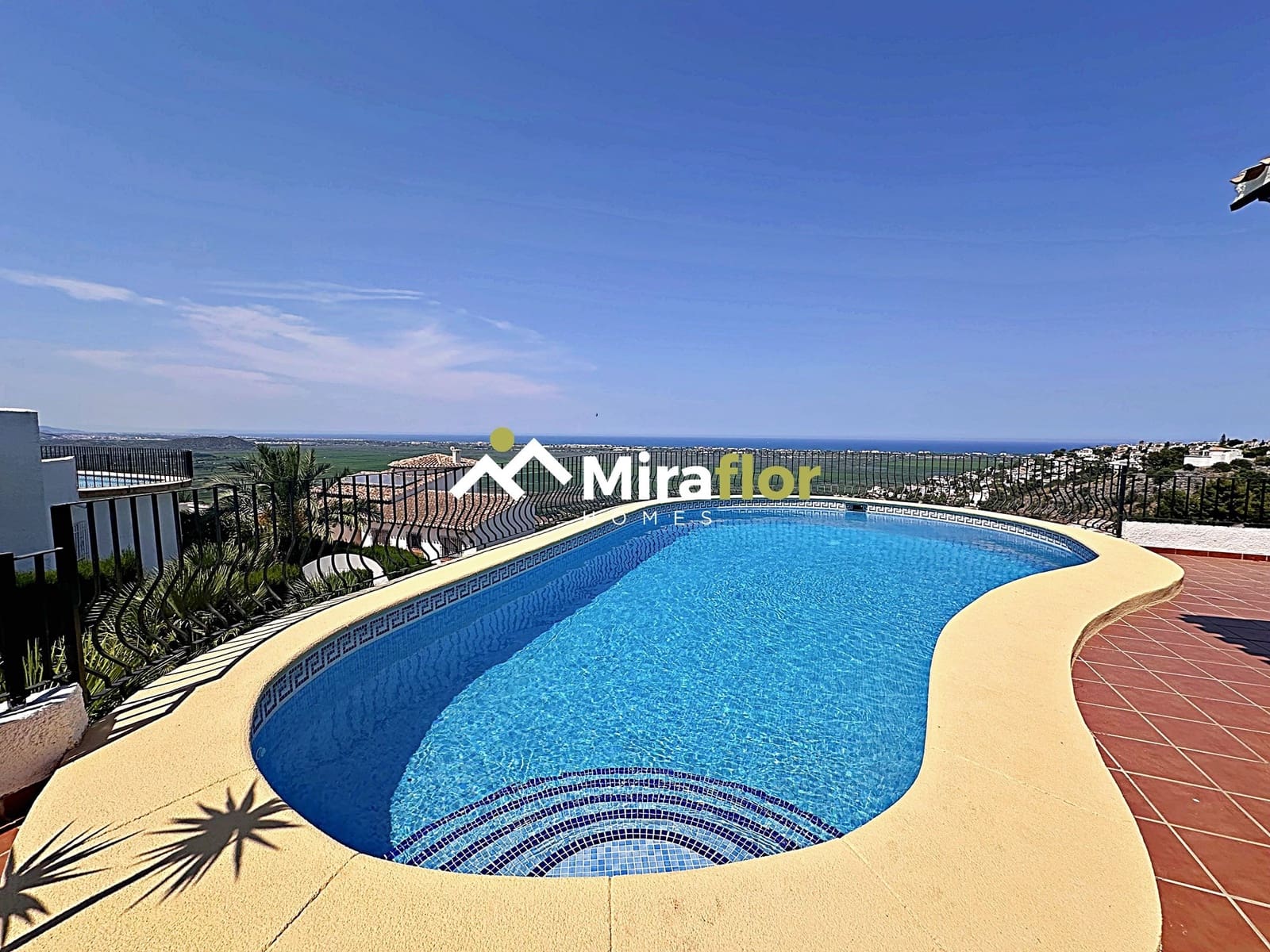 4 soveværelse Villa til salg i Monte Pego med swimmingpool - € 495.000 (Ref: 9257070)