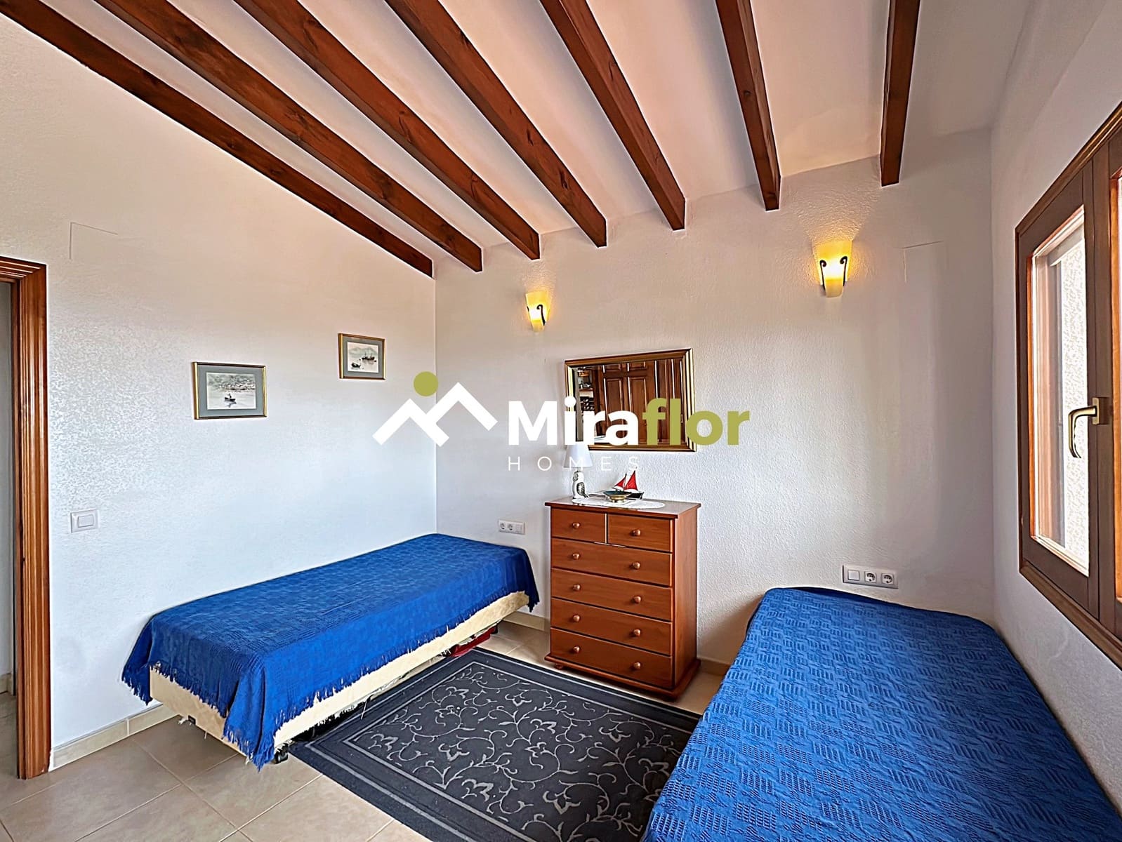 4 soveværelse Villa til salg i Monte Pego med swimmingpool - € 495.000 (Ref: 9257070)