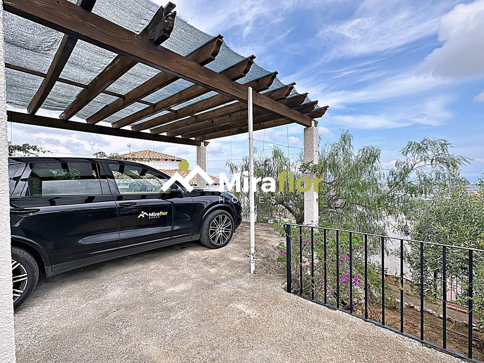 4 soveværelse Villa til salg i Monte Pego med swimmingpool - € 495.000 (Ref: 9257070)