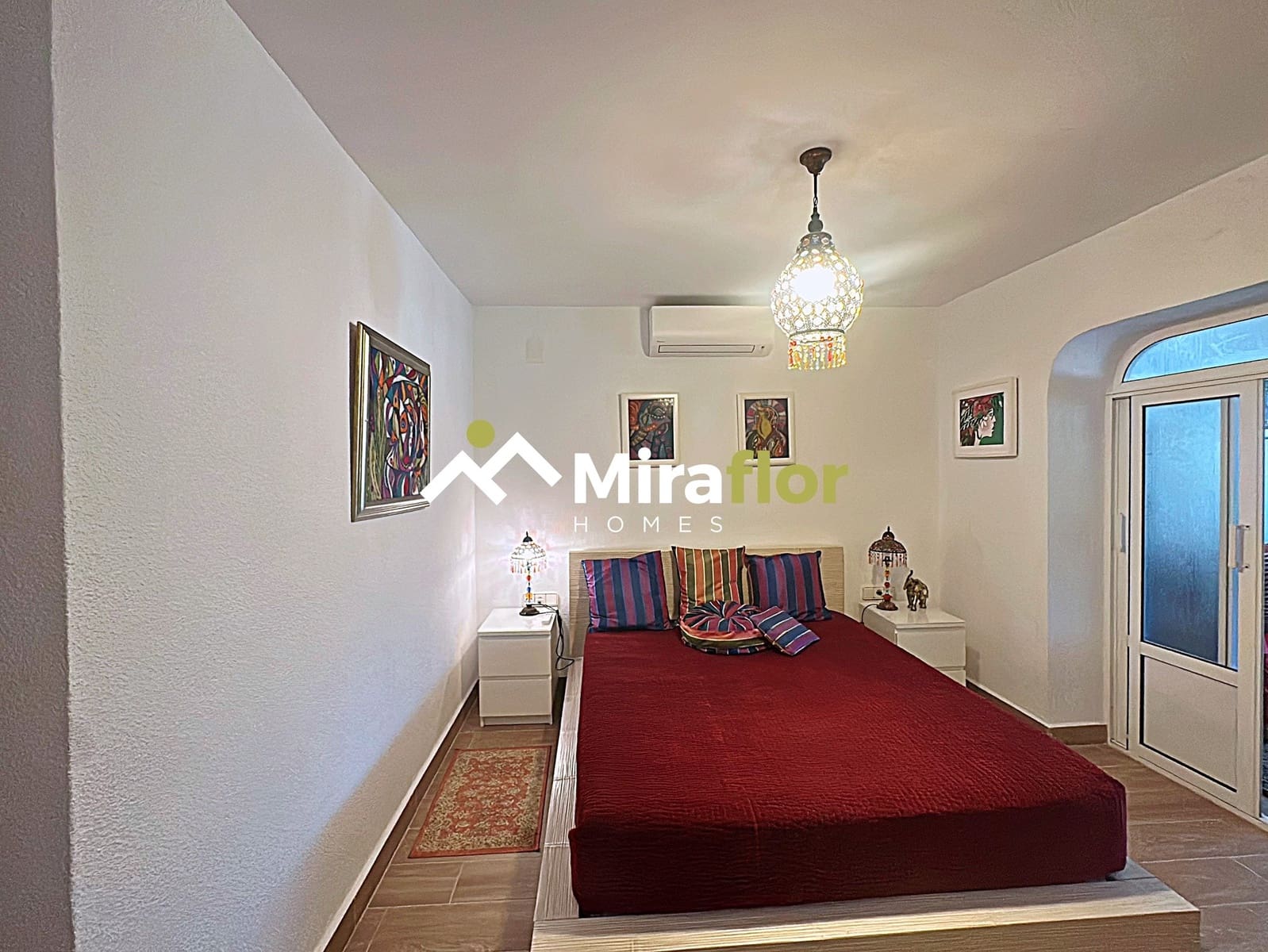 4 Zimmer Villa zu verkaufen in Denia mit Pool - 590.000 € (Ref: 9257083)