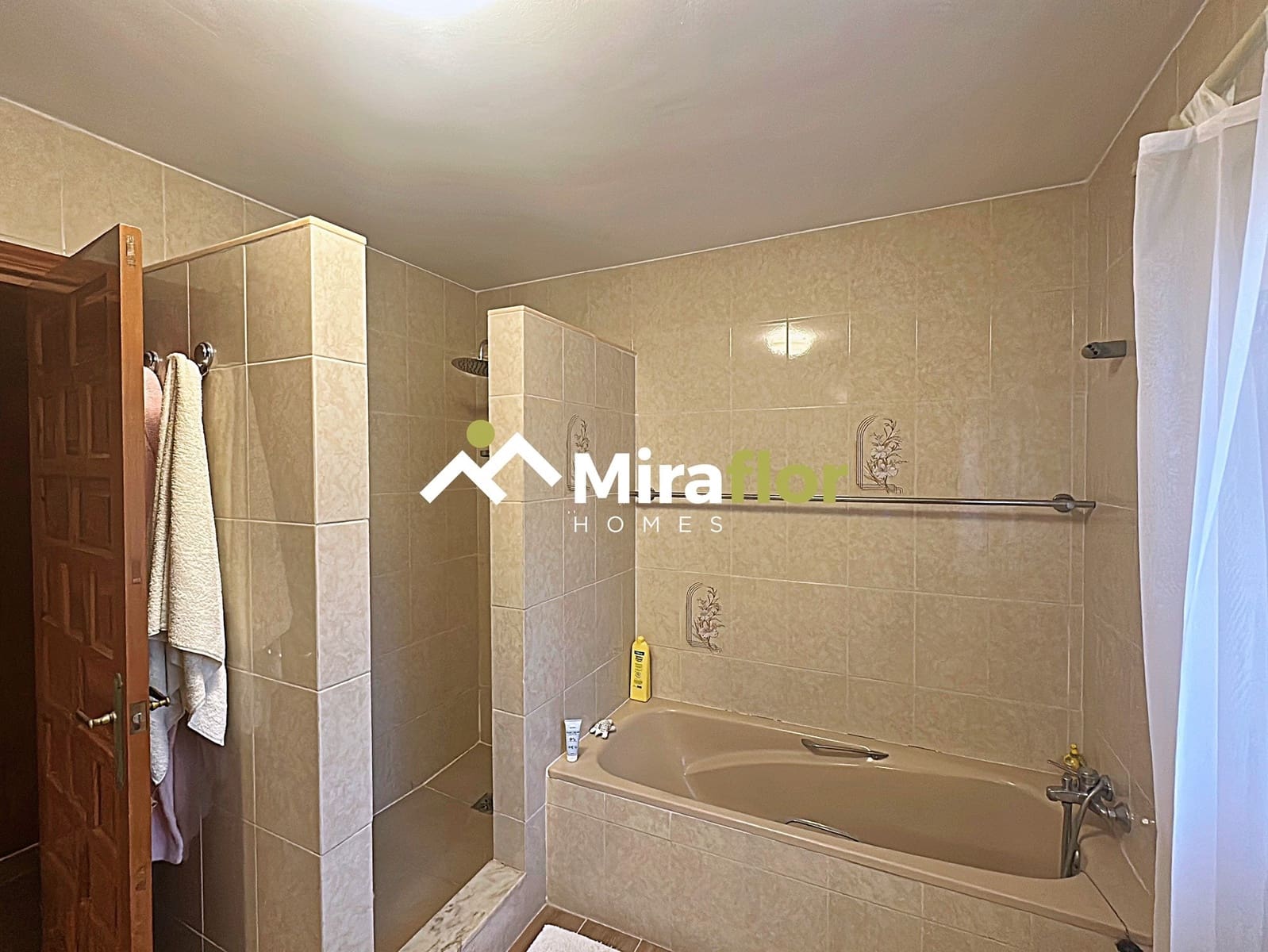 4 Zimmer Villa zu verkaufen in Denia mit Pool - 590.000 € (Ref: 9257083)