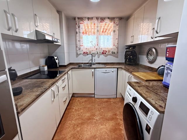 3 makuuhuone Kattohuoneisto myytävänä paikassa Dénia mukana uima-altaan - 470 000 € (Ref: 9257091)