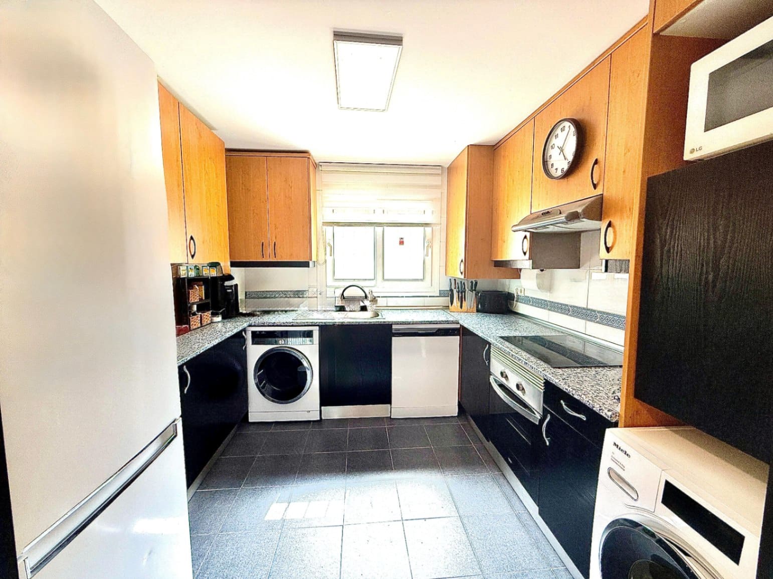 Apartamento de 3 habitaciones en Dénia en venta con piscina - 274.000 € (Ref: 9257096)