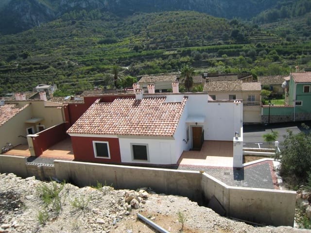 Terrain à Bâtir à vendre à Llosa de Camacho, Alcalalí / Alcanalí - 130 000 € (Ref: 9257103)