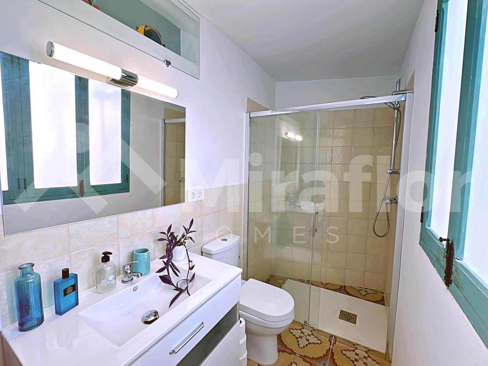 4 bedroom Townhouse for sale in Denia with garage - € 398,000 (Ref: 9296732)