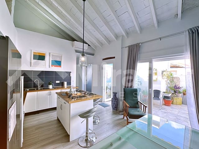 4 soverom Hus til salgs i Dénia med garasje - € 398 000 (Ref: 9296732)