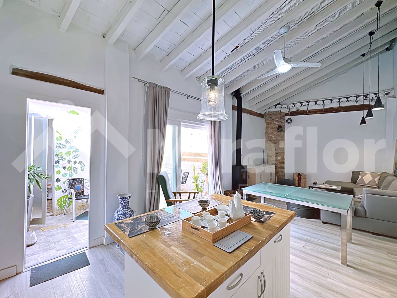 4 bedroom Townhouse for sale in Denia with garage - € 398,000 (Ref: 9296732)