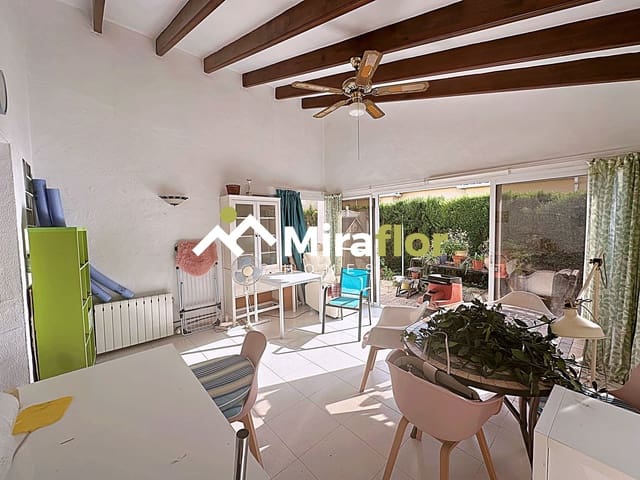 3 slaapkamer Villa te koop in Els Poblets met zwembad - € 329.000 (Ref: 9353369)