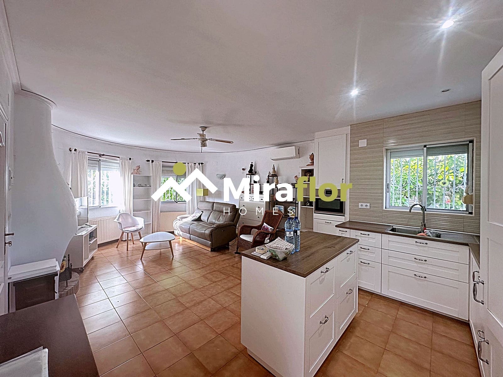 3 bedroom Villa for sale in Els Poblets with pool - € 355,000 (Ref: 9353369)