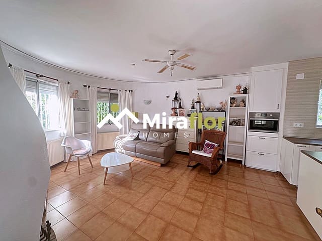 3 sypialnia Willa na sprzedaż w Els Poblets z basenem - 355 000 € (Ref: 9353369)