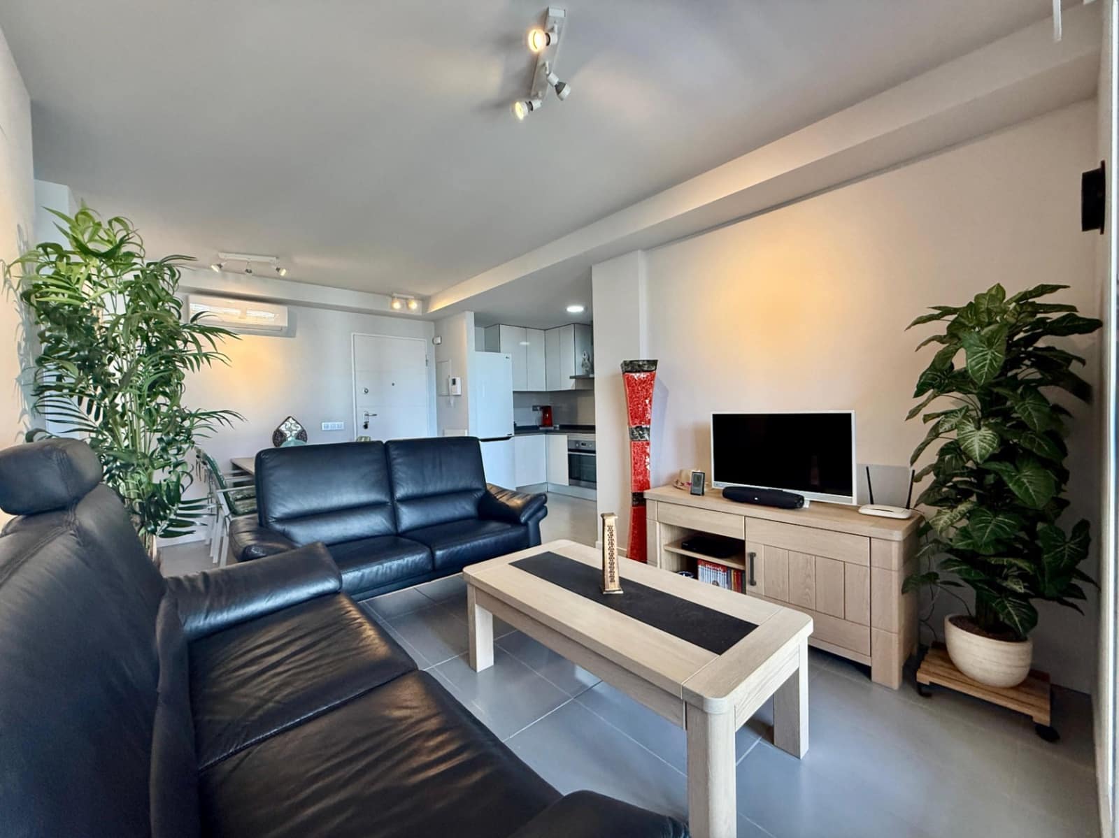 2 bedroom Apartment for sale in Denia with pool - € 379,000 (Ref: 9403215)