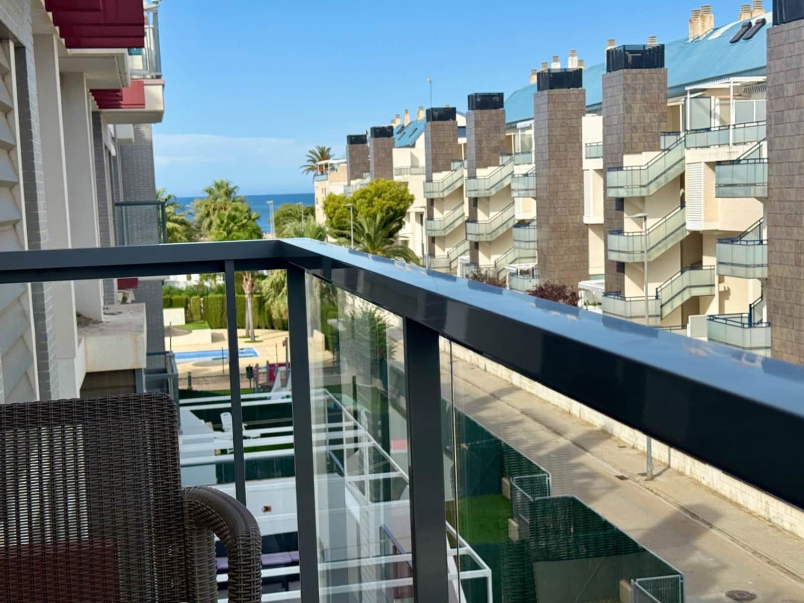 2 bedroom Apartment for sale in Denia with pool - € 379,000 (Ref: 9403215)