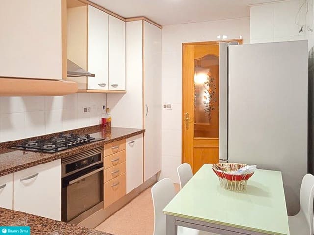3 slaapkamer Appartement te koop in Dénia - € 245.000 (Ref: 9439668)