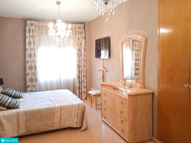 3 slaapkamer Appartement te koop in Dénia - € 245.000 (Ref: 9439668)