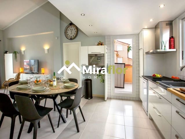 3 sypialnia Apartament na sprzedaż w Dénia z basenem - 325 000 € (Ref: 9501955)