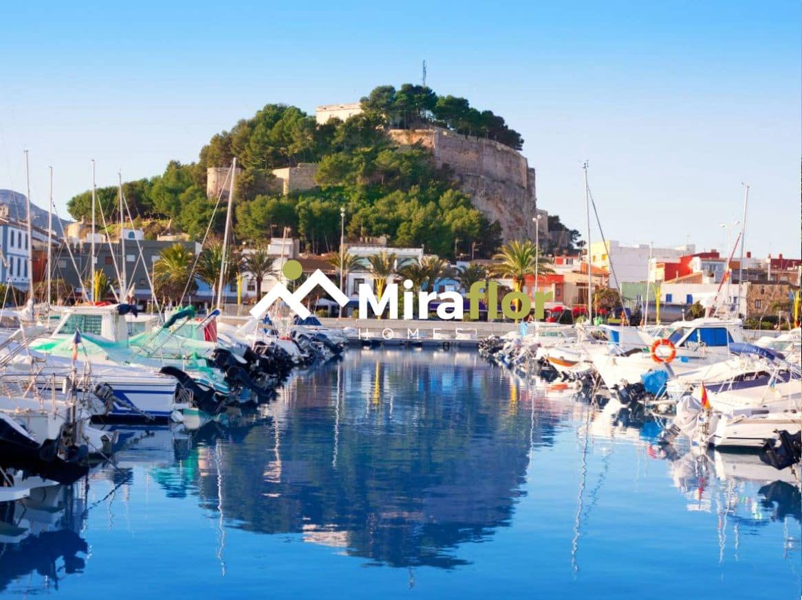 3 bedroom Apartment for sale in Denia with pool - € 325,000 (Ref: 9501955)