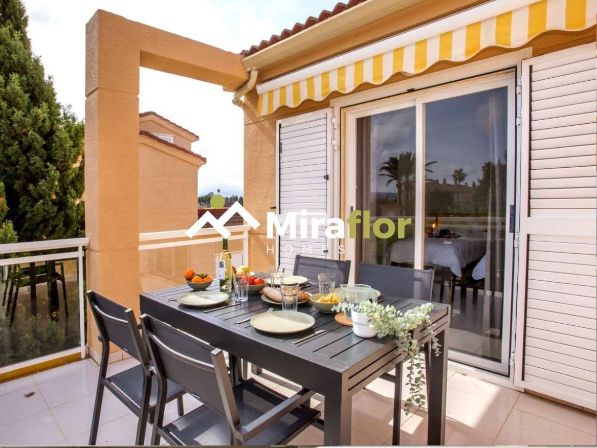 3 bedroom Apartment for sale in Denia with pool - € 325,000 (Ref: 9501955)