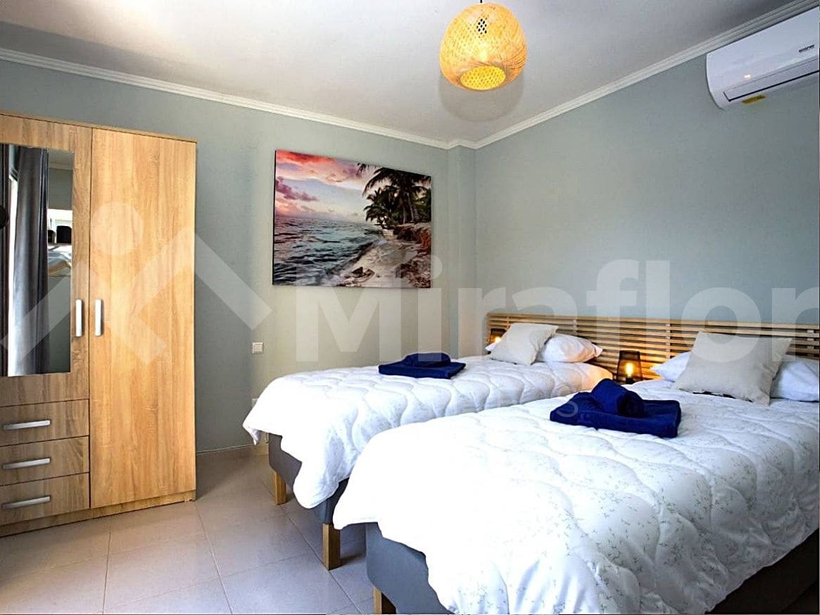 3 makuuhuone Huoneisto myytävänä paikassa Denia mukana uima-altaan - 315 000 € (Ref: 9501955)