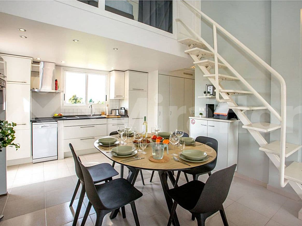 3 makuuhuone Huoneisto myytävänä paikassa Denia mukana uima-altaan - 315 000 € (Ref: 9501955)