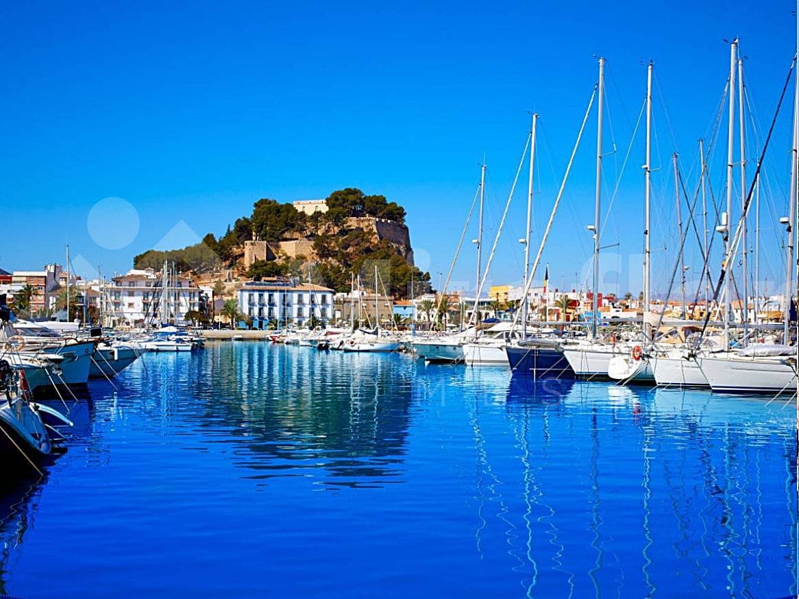 3 makuuhuone Huoneisto myytävänä paikassa Denia mukana uima-altaan - 315 000 € (Ref: 9501955)