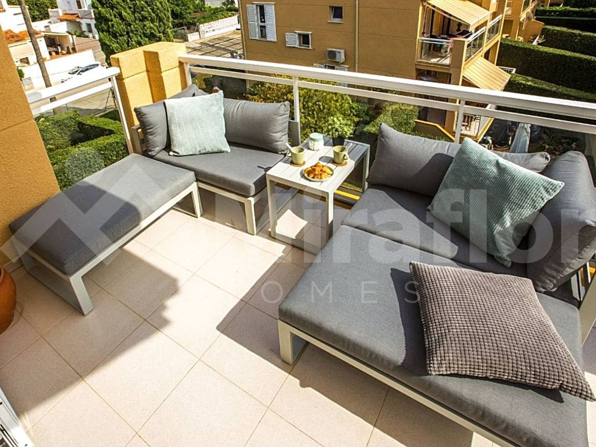 3 makuuhuone Huoneisto myytävänä paikassa Denia mukana uima-altaan - 315 000 € (Ref: 9501955)