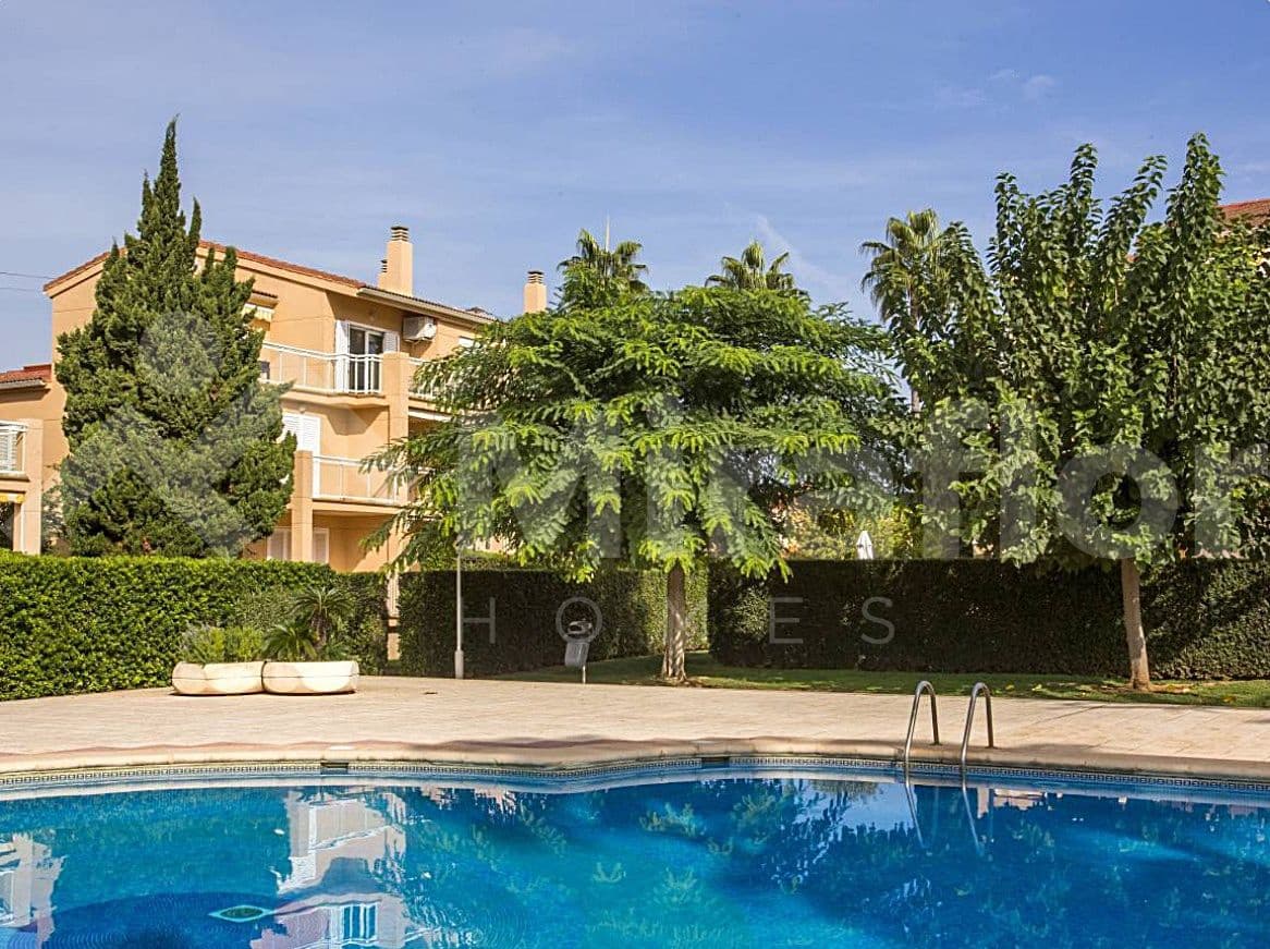 3 makuuhuone Huoneisto myytävänä paikassa Denia mukana uima-altaan - 315 000 € (Ref: 9501955)