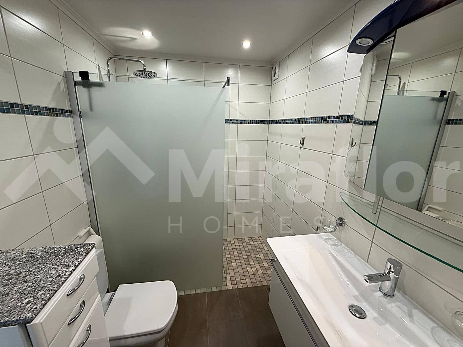 3 makuuhuone Huoneisto myytävänä paikassa Denia mukana uima-altaan - 315 000 € (Ref: 9501955)
