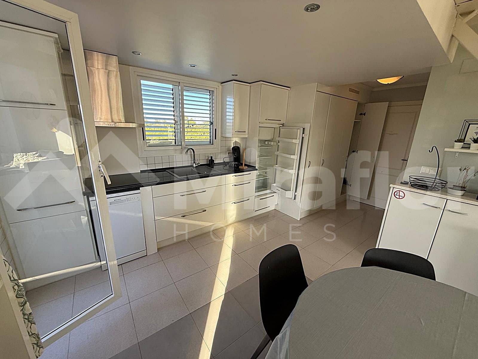 3 makuuhuone Huoneisto myytävänä paikassa Denia mukana uima-altaan - 315 000 € (Ref: 9501955)