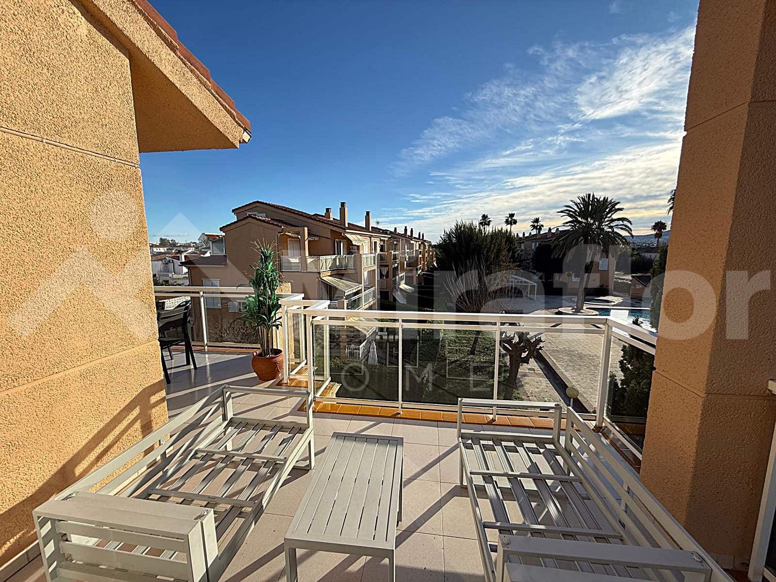 3 makuuhuone Huoneisto myytävänä paikassa Denia mukana uima-altaan - 315 000 € (Ref: 9501955)