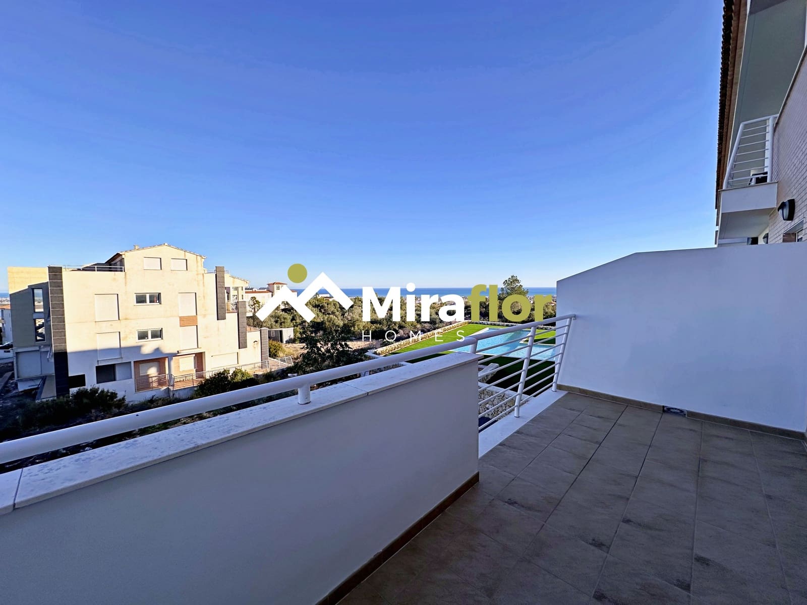 Apartamento de 2 habitaciones en Monte Pego en venta con piscina - 215.000 € (Ref: 9527428)