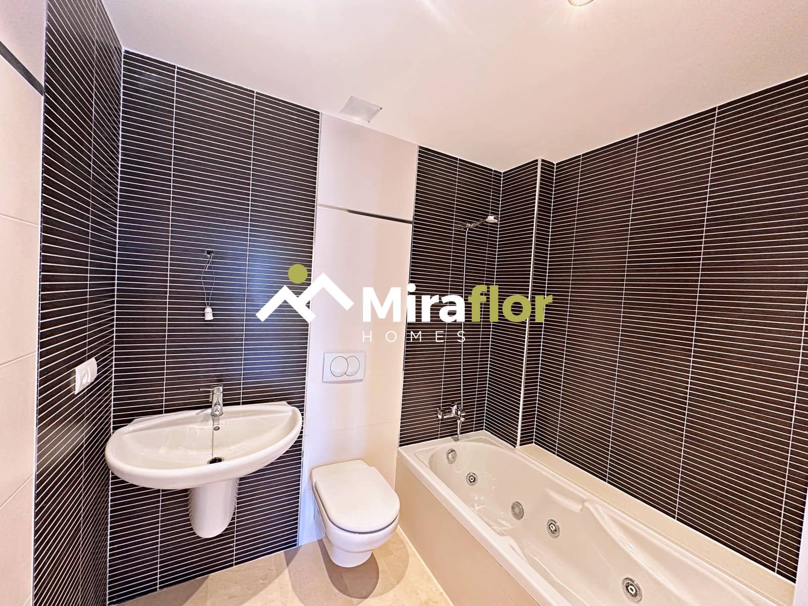 Apartamento de 2 habitaciones en Monte Pego en venta con piscina - 215.000 € (Ref: 9527428)