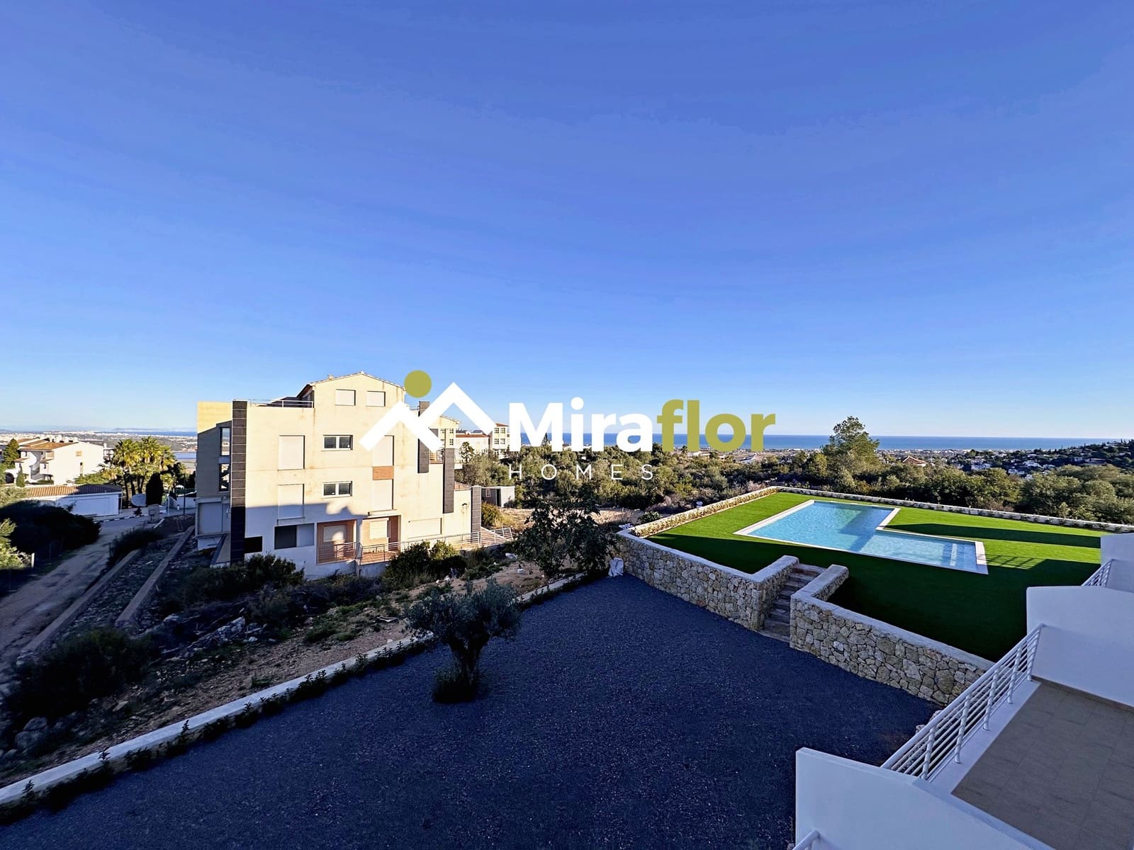 Apartamento de 2 habitaciones en Monte Pego en venta con piscina - 215.000 € (Ref: 9527428)
