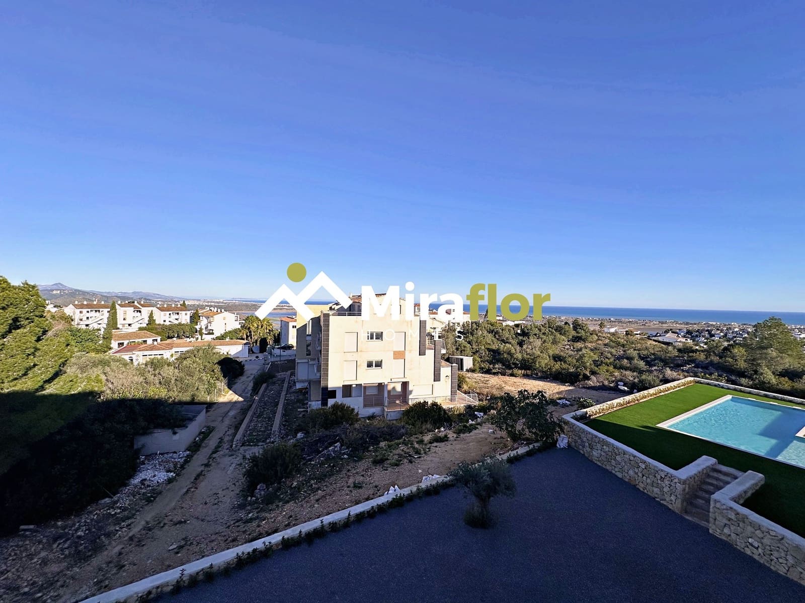 Apartamento de 2 habitaciones en Monte Pego en venta con piscina - 215.000 € (Ref: 9527428)