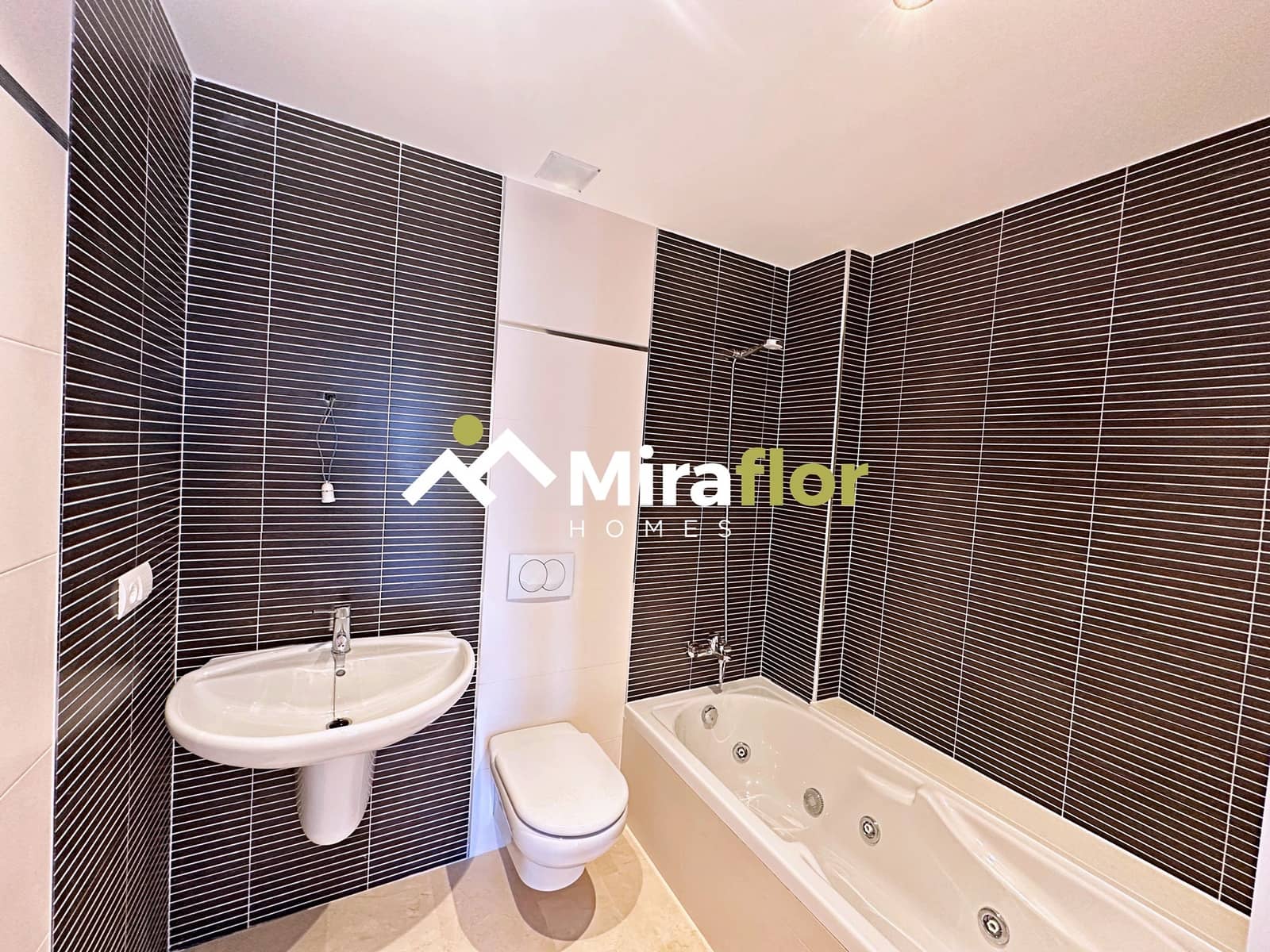 Apartamento de 2 habitaciones en Monte Pego en venta con piscina - 215.000 € (Ref: 9527428)