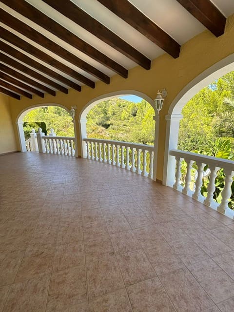 4 sovrum Villa till salu i Pedreguer med pool - 590 000 € (Ref: 9533471)