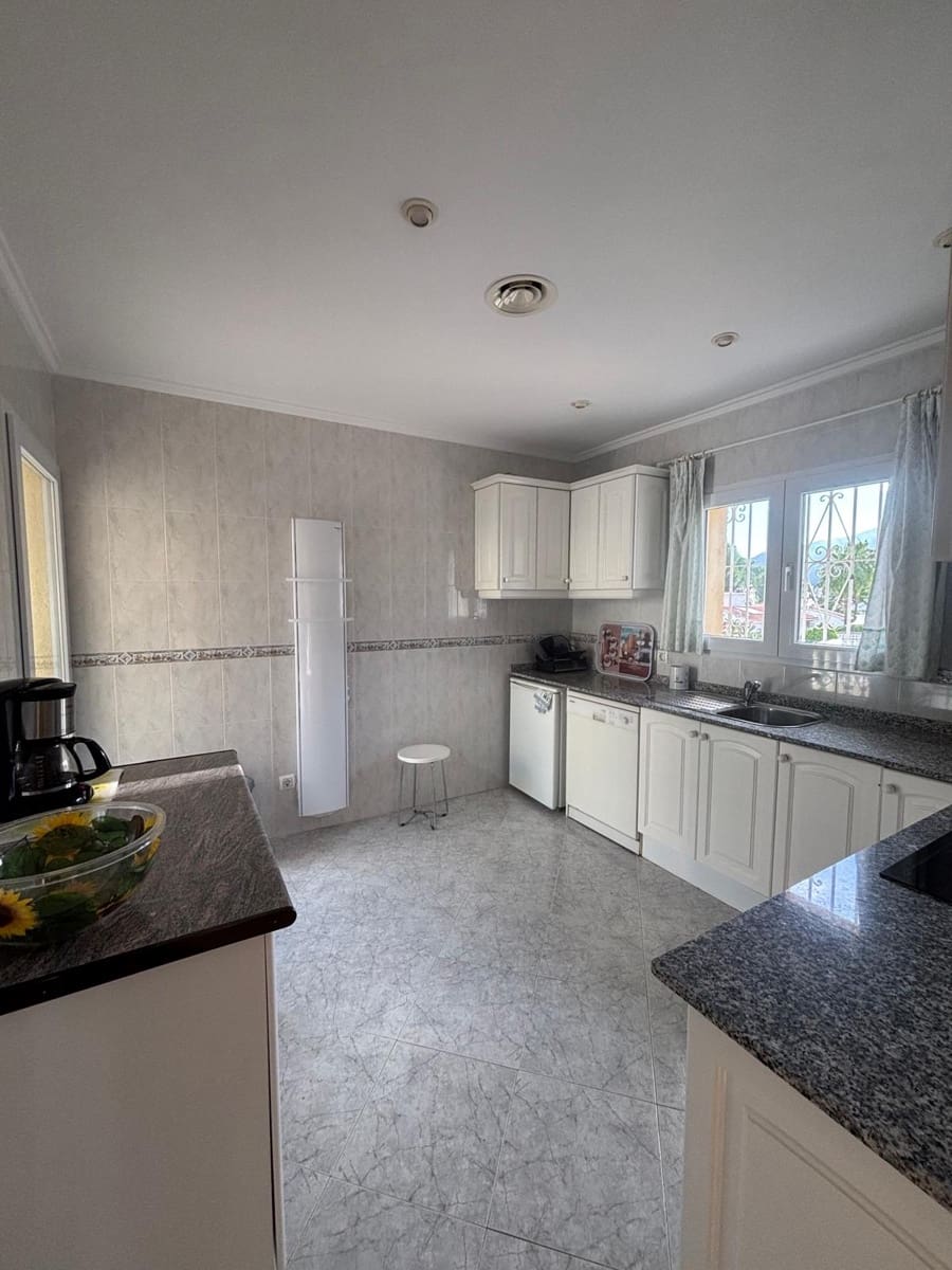 4 sovrum Villa till salu i Pedreguer med pool - 590 000 € (Ref: 9533471)