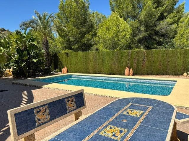 4 sovrum Villa till salu i Pedreguer med pool - 590 000 € (Ref: 9533471)