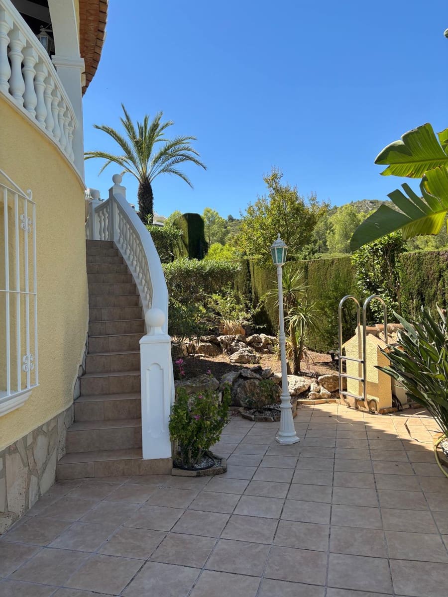 4 sovrum Villa till salu i Pedreguer med pool - 590 000 € (Ref: 9533471)