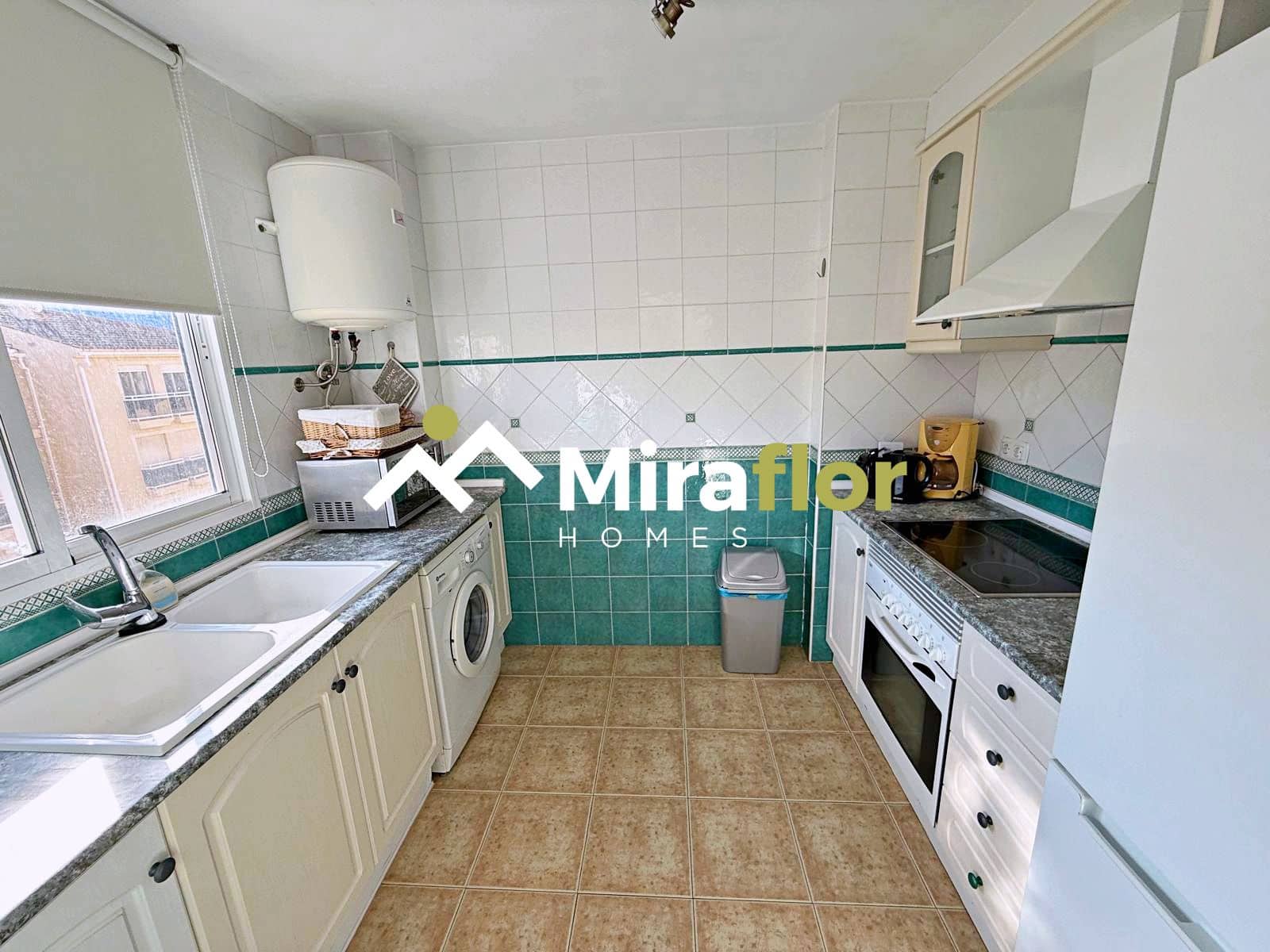 2 sovrum Lägenhet till salu i Denia med pool - 275 000 € (Ref: 9533472)