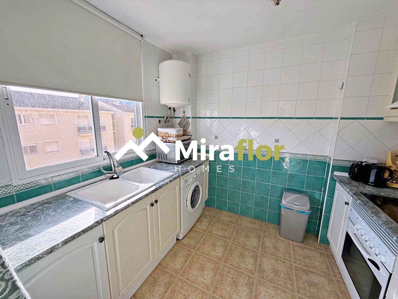 2 sovrum Lägenhet till salu i Denia med pool - 275 000 € (Ref: 9533472)