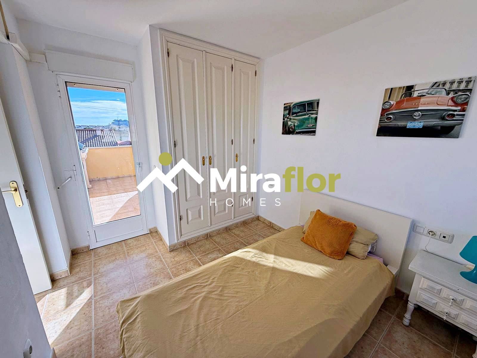 2 sovrum Lägenhet till salu i Denia med pool - 275 000 € (Ref: 9533472)