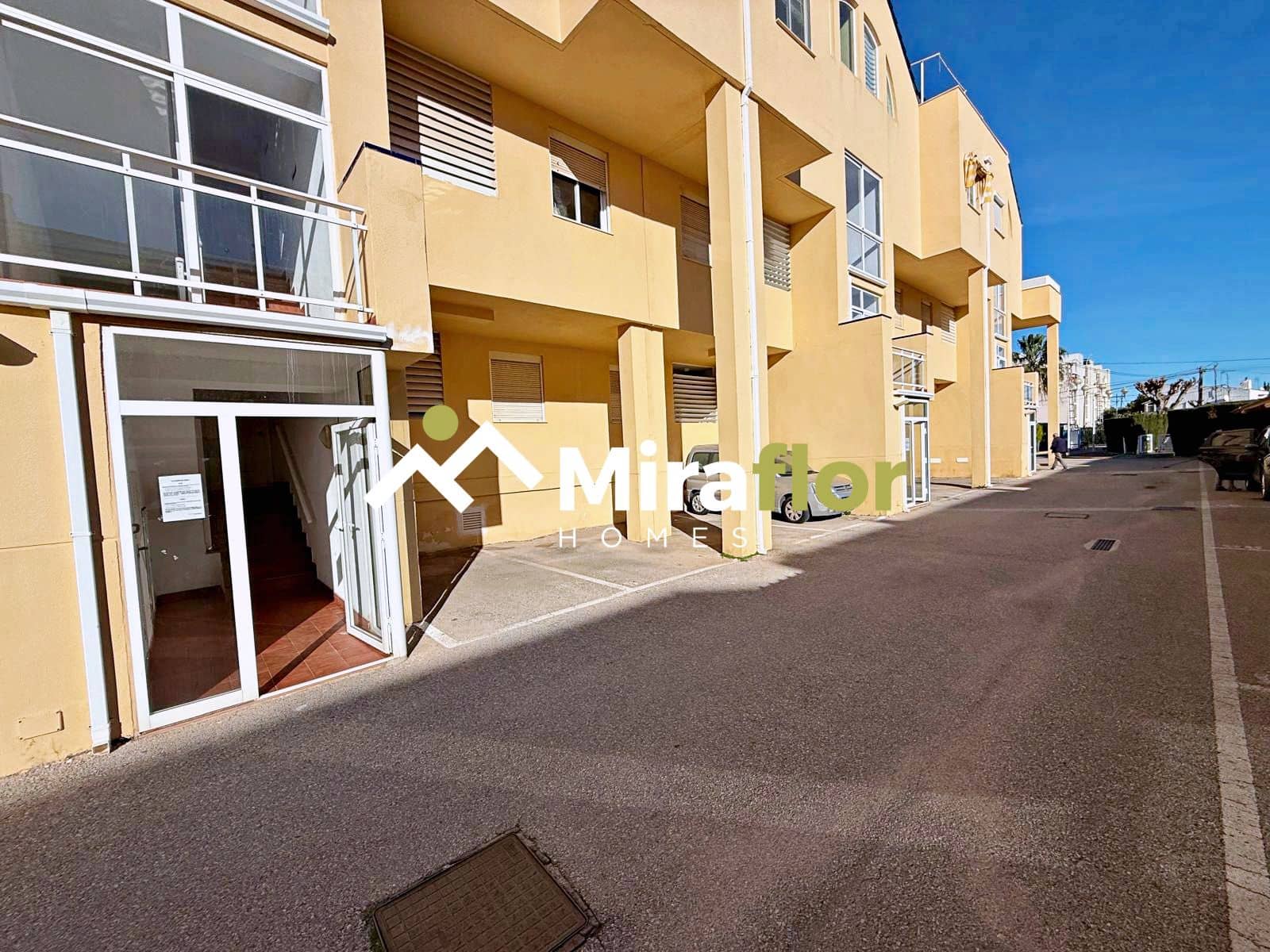 2 sovrum Lägenhet till salu i Denia med pool - 275 000 € (Ref: 9533472)