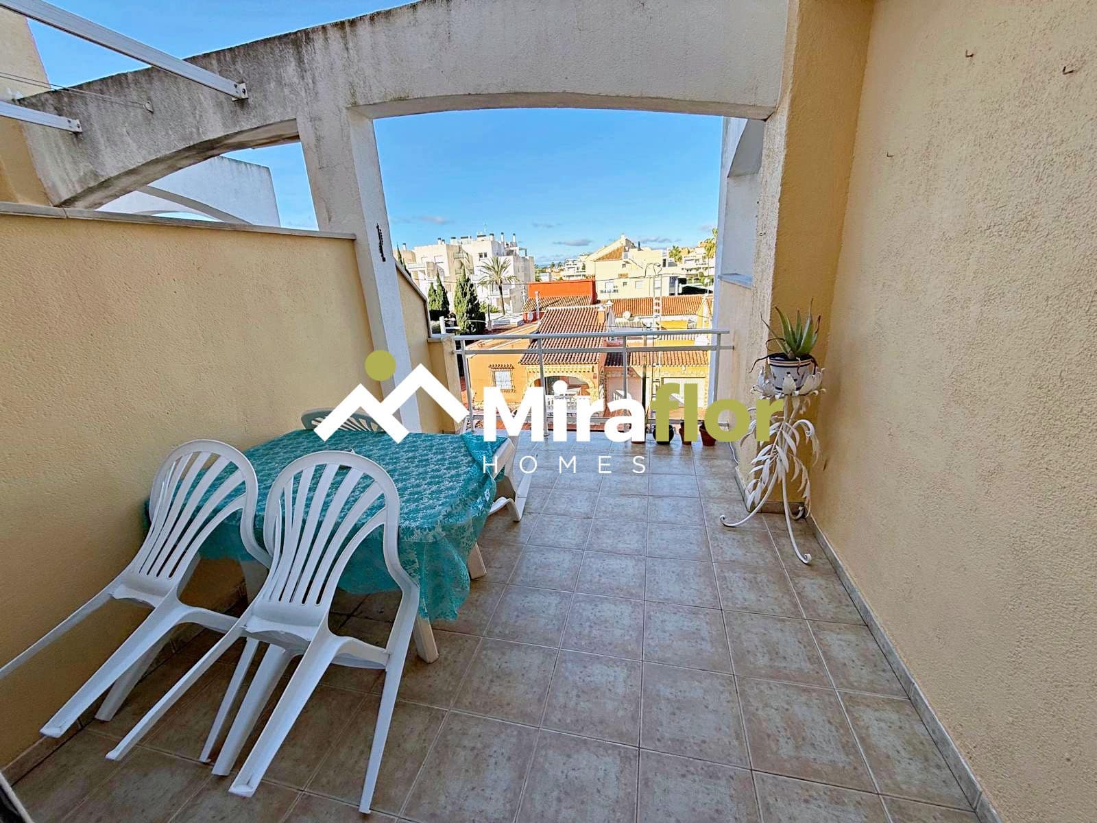2 sovrum Lägenhet till salu i Denia med pool - 275 000 € (Ref: 9533472)