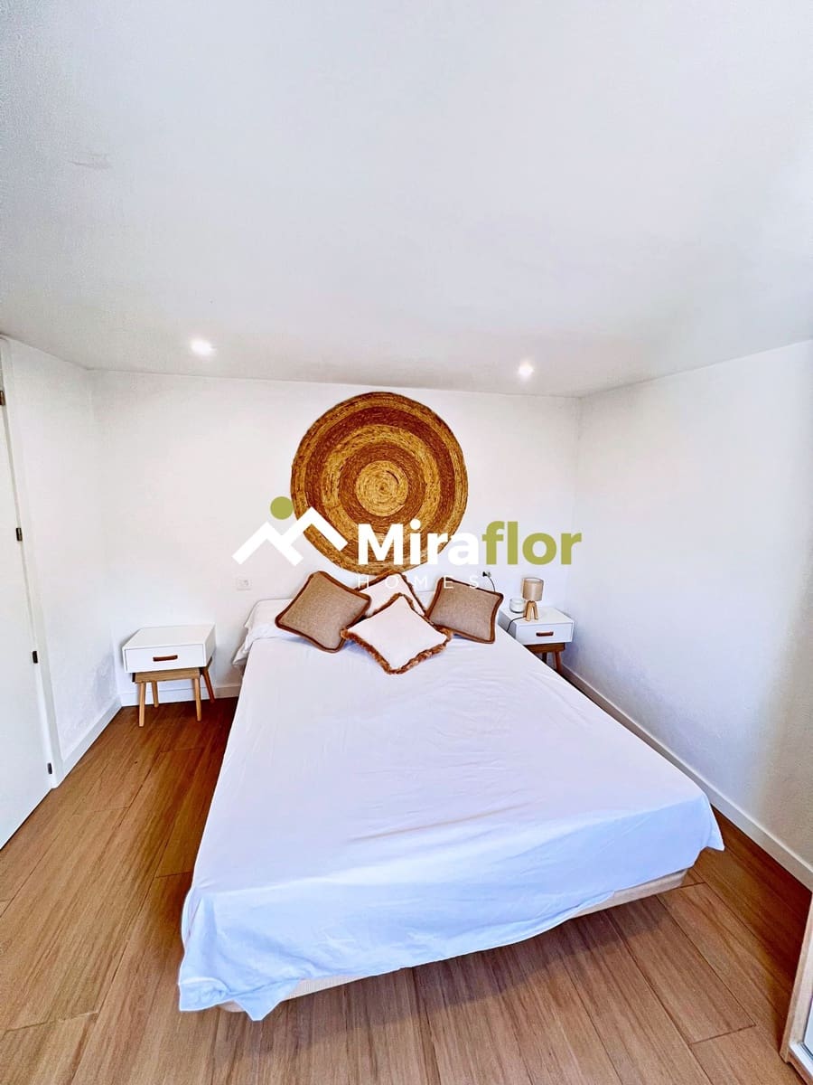 4 bedroom Villa for sale in Denia with pool - € 480,000 (Ref: 9540955)