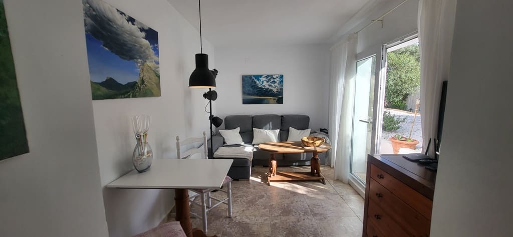 Chalet de 3 habitaciones en Dénia en venta con piscina - 628.000 € (Ref: 9543145)