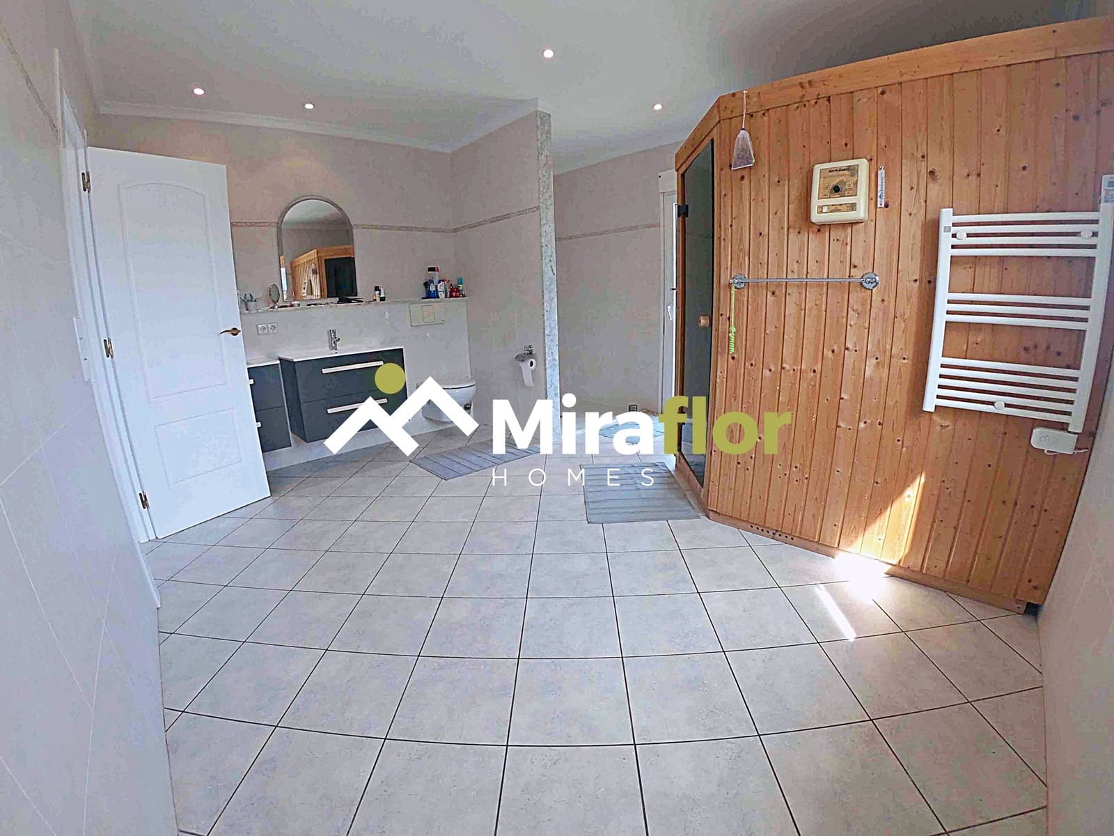 3 Zimmer Villa zu verkaufen in Denia mit Pool - 750.000 € (Ref: 9606668)