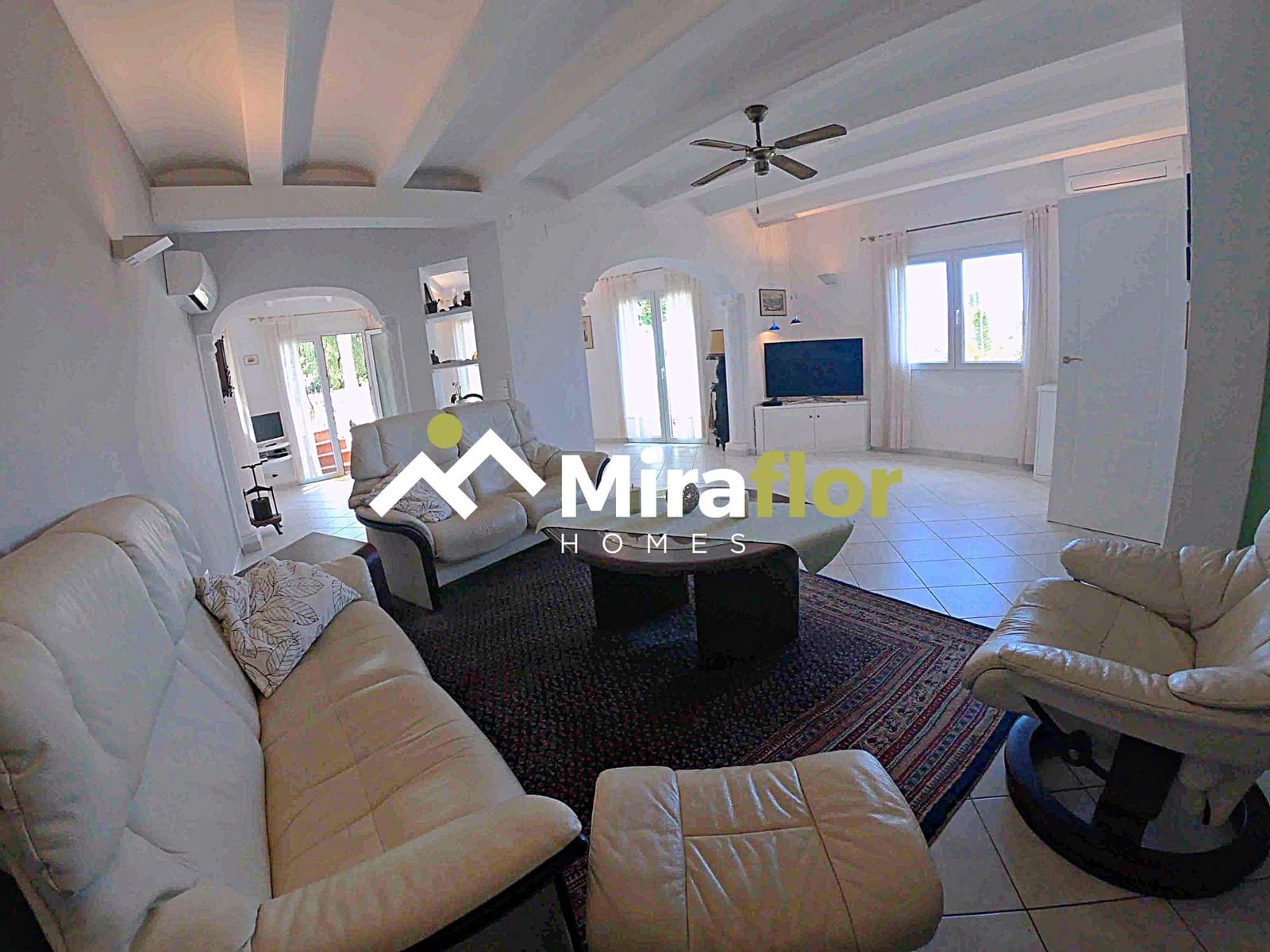 3 Zimmer Villa zu verkaufen in Denia mit Pool - 750.000 € (Ref: 9606668)