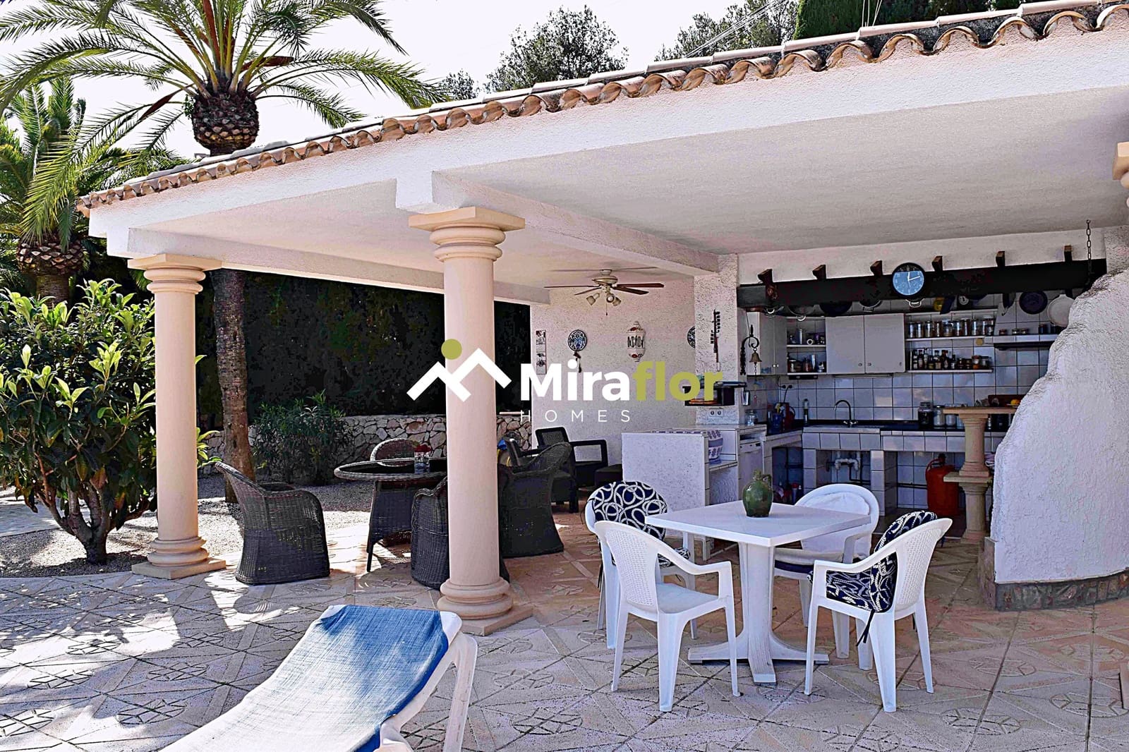 3 Zimmer Villa zu verkaufen in Denia mit Pool - 750.000 € (Ref: 9606668)