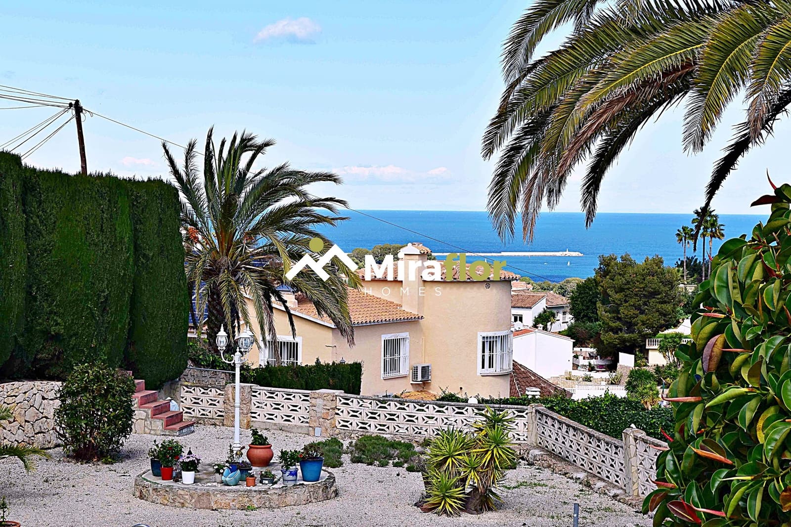 3 Zimmer Villa zu verkaufen in Denia mit Pool - 750.000 € (Ref: 9606668)