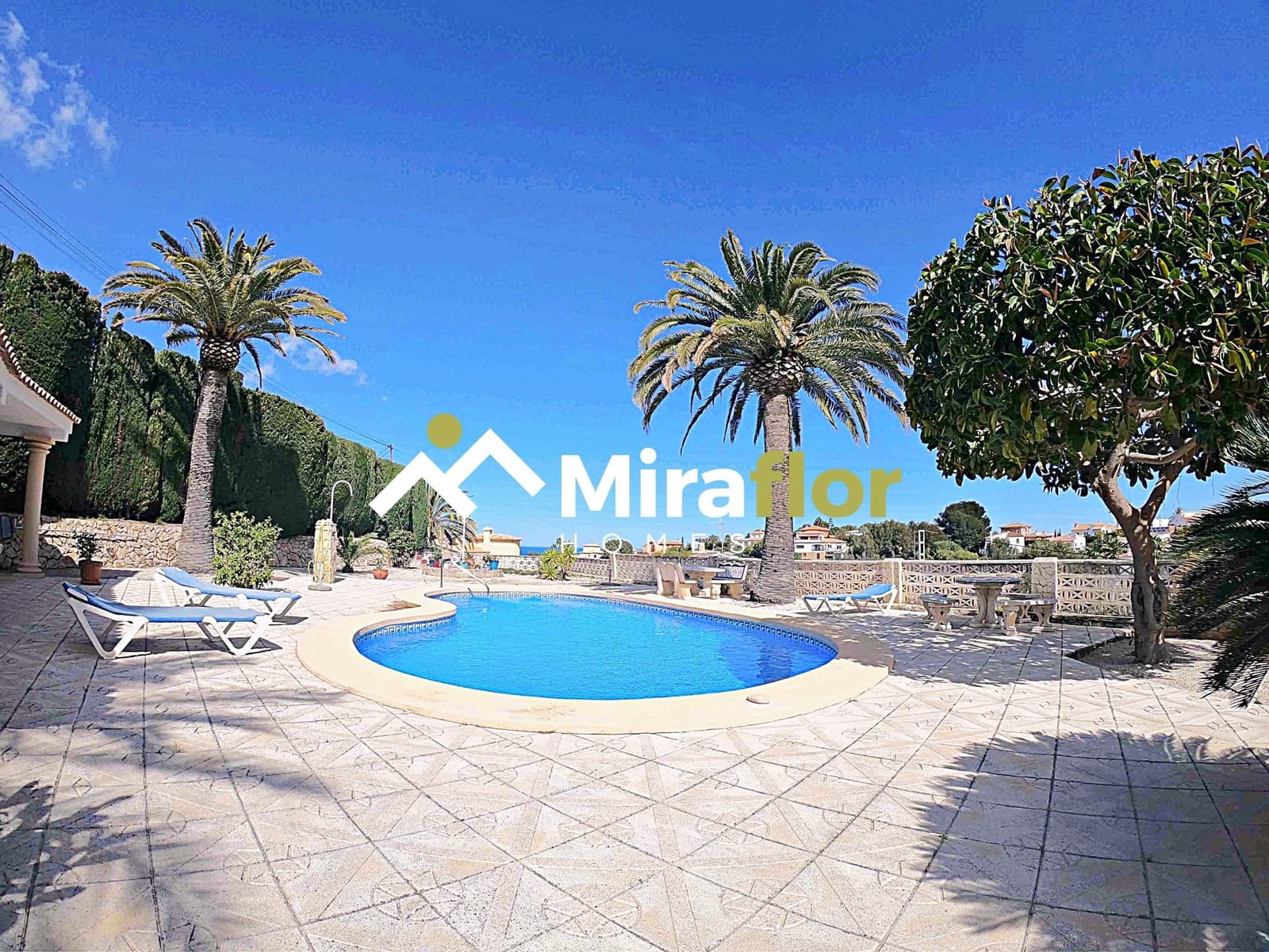 3 Zimmer Villa zu verkaufen in Denia mit Pool - 750.000 € (Ref: 9606668)